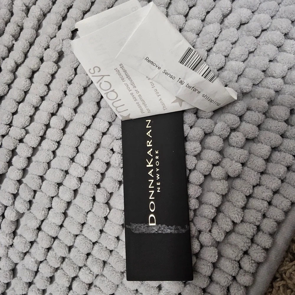 Donna Karan please note